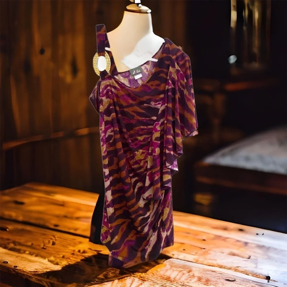 Dots Cold Shoulder Blouse - Picture 1 of 5